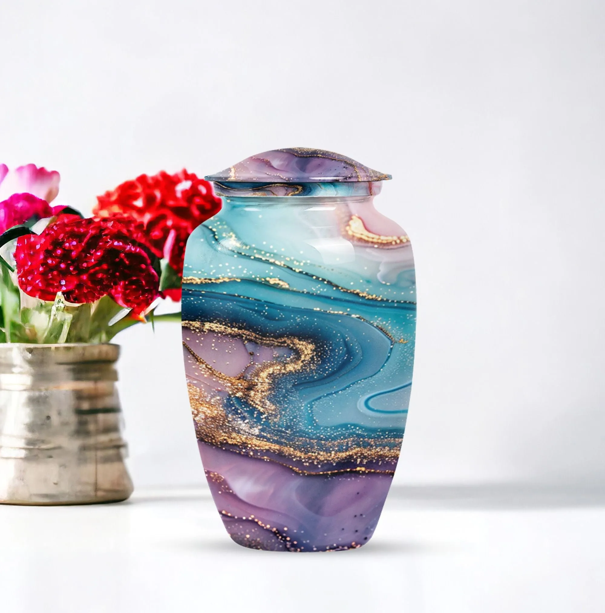Abstract Cremation Urn: A Commemorative Tribute for Women