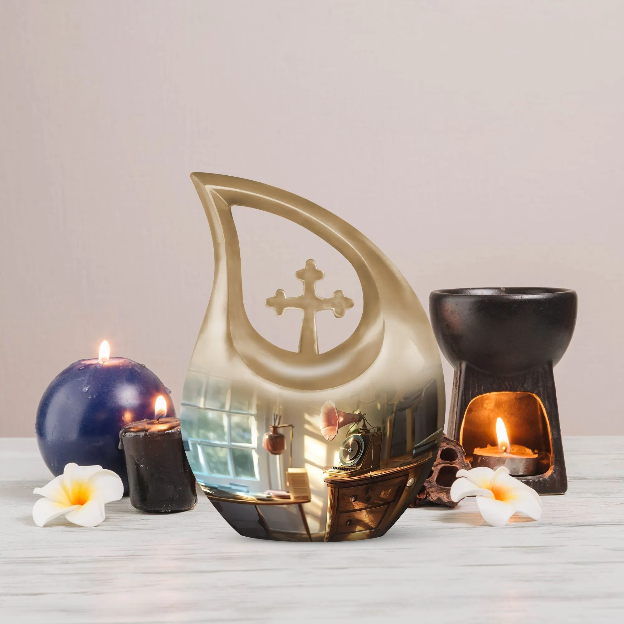Custom Gramophone Theme Funeral Urn - A Unique Memorial Honor