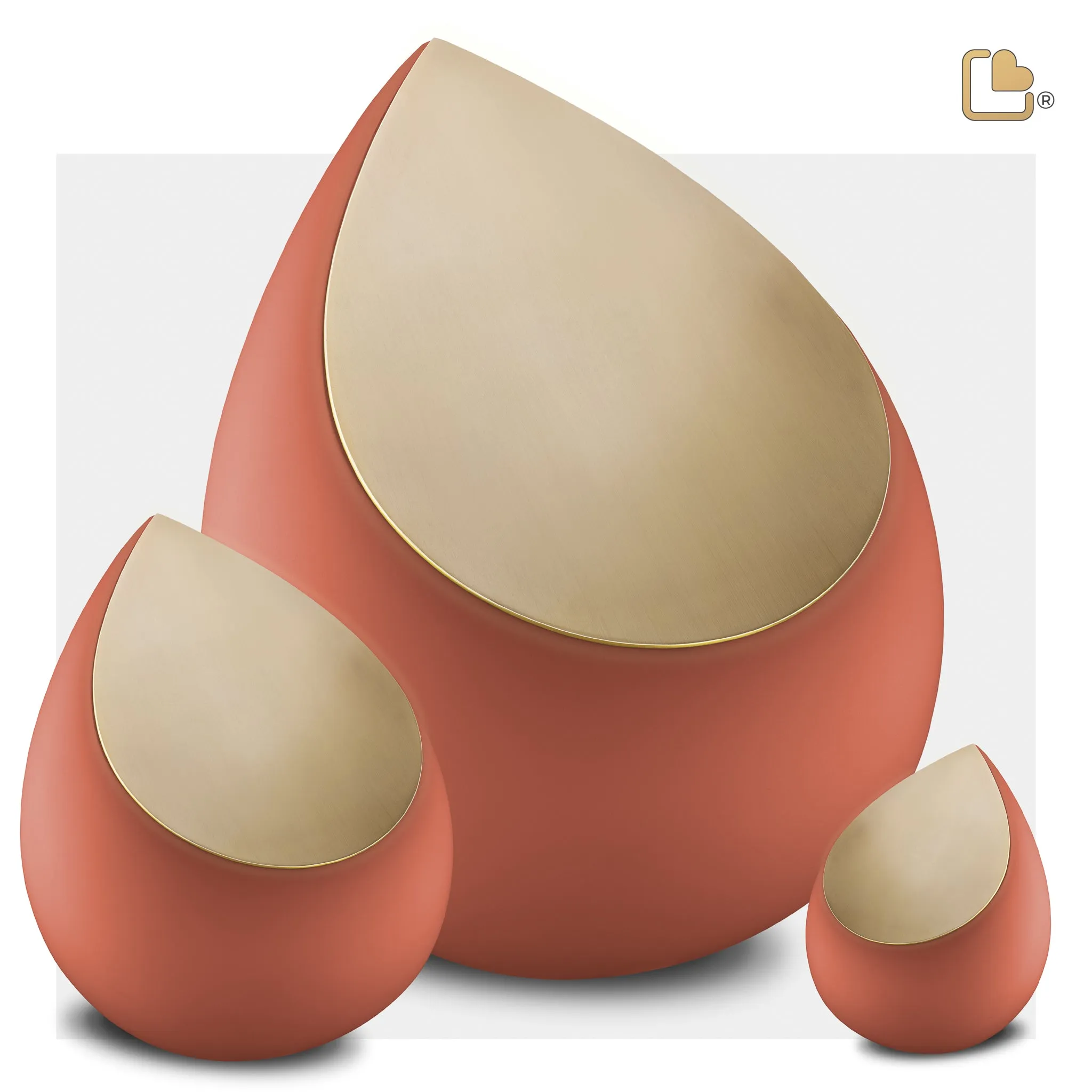 Drop Medium Urn Terracotta & Brushed Gold