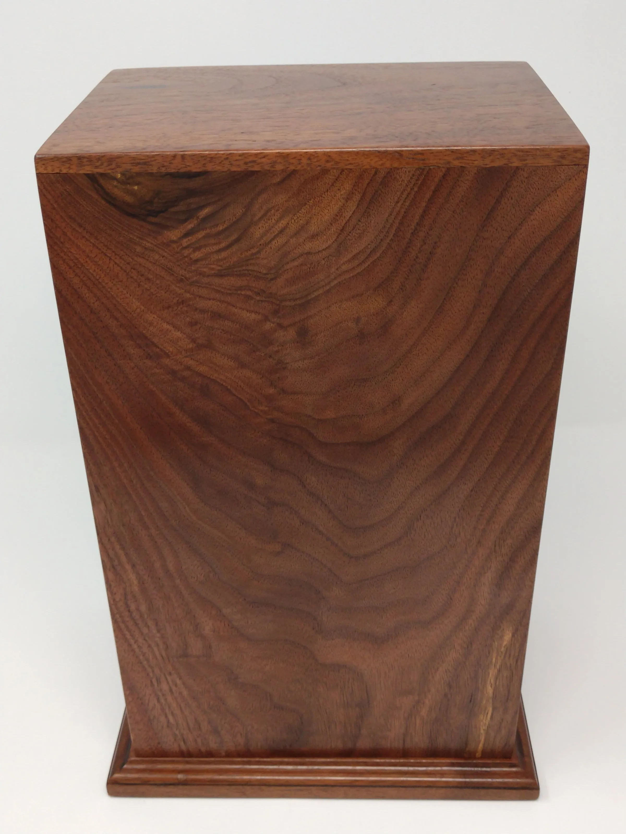 Hand-Carved Jesus Praying Vertical Cremation Urn