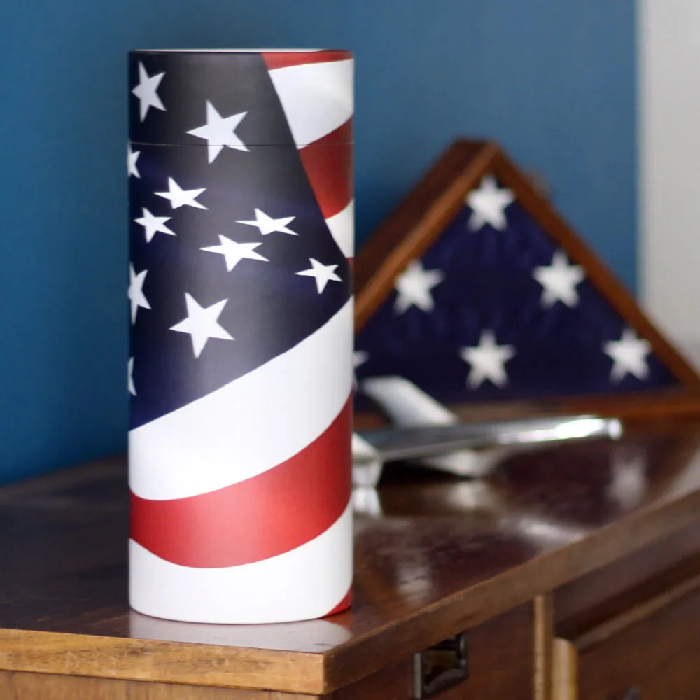 Hero Scattering Urn (for up to 1 set of adult ashes) | Large Biodegradable Scatter Urn