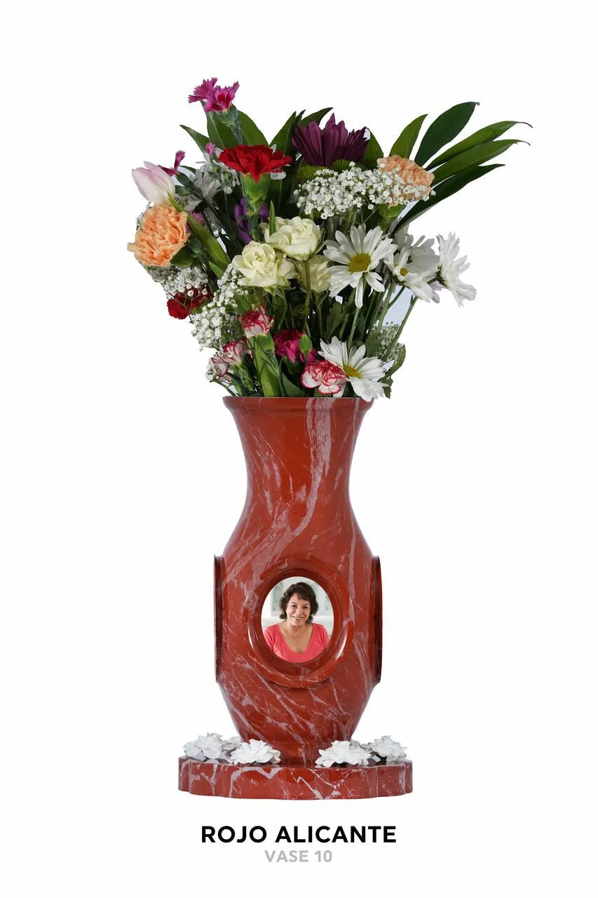 Luxurious Vase Flower Urn - Marble & Woodland Designs