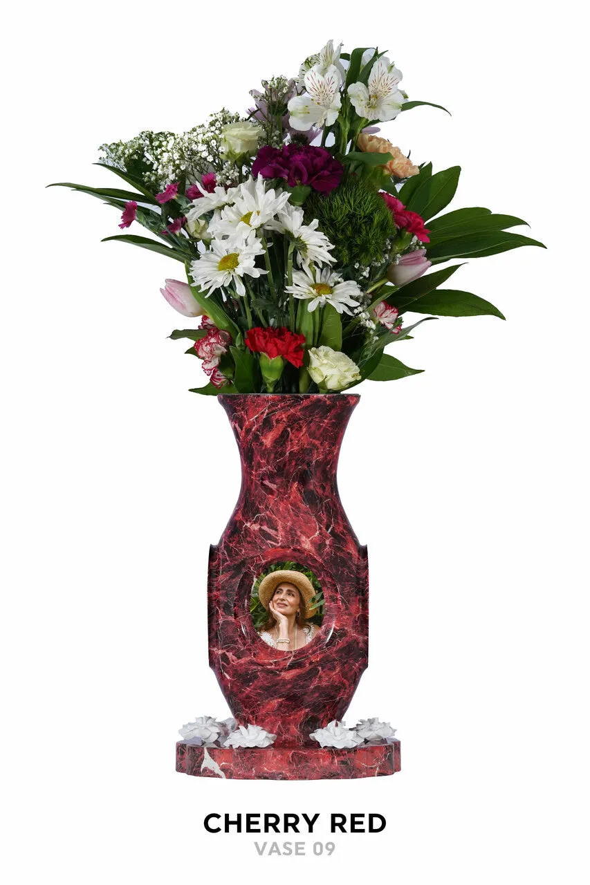 Luxurious Vase Flower Urn - Marble & Woodland Designs