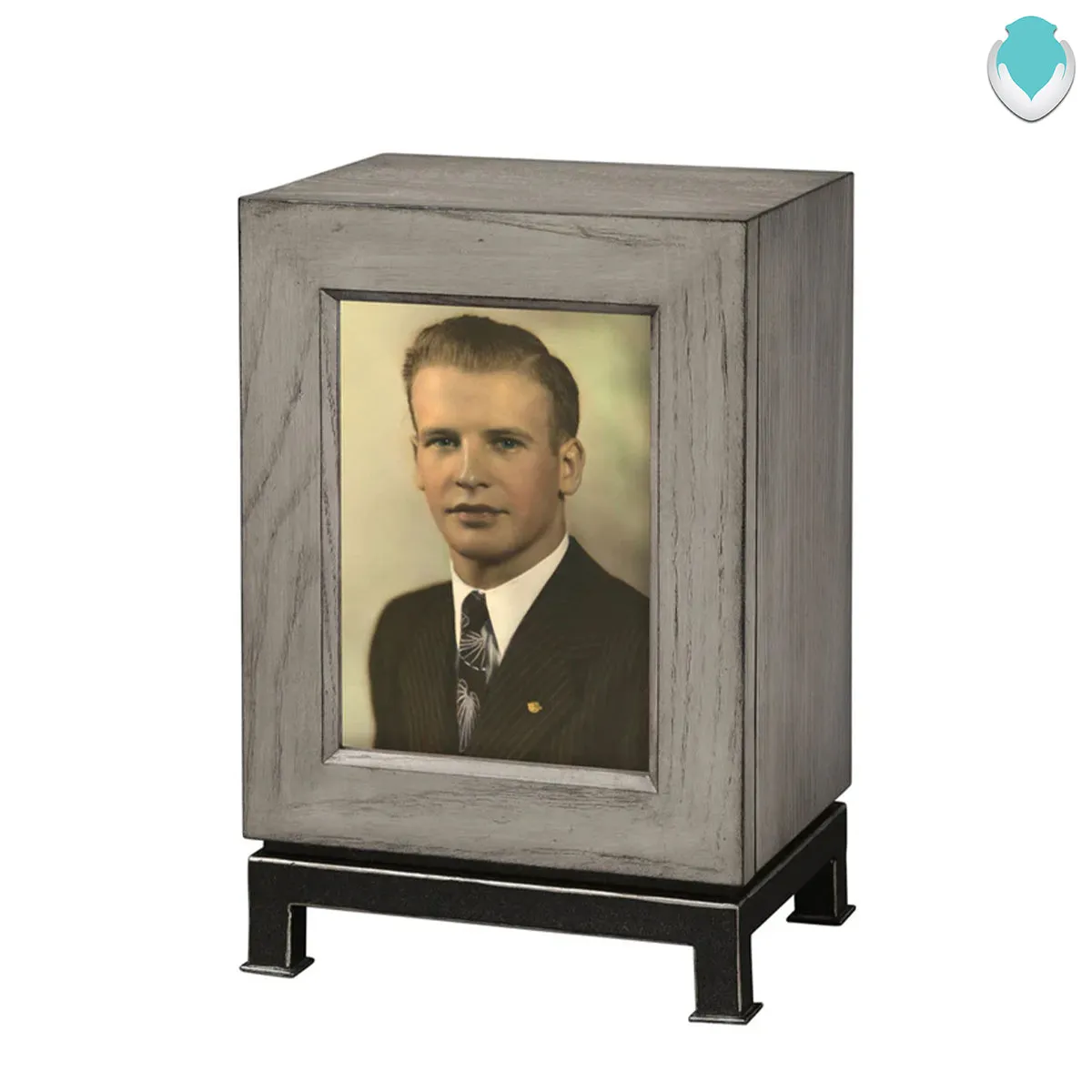 Metro Mantel Photo Wood Urn