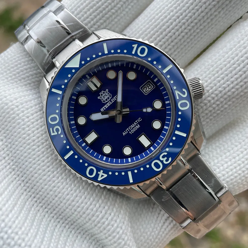 Steeldive 1968 Monobloc Mechanical Watch Men