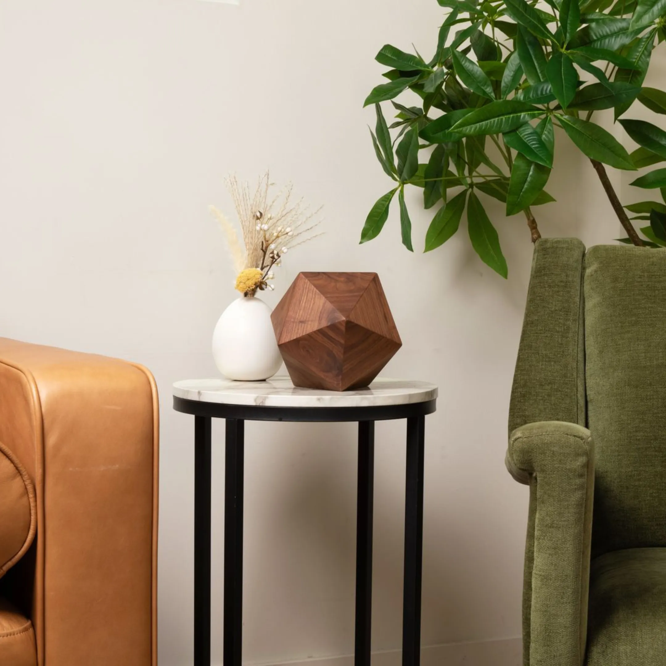 The Bleecker Urn