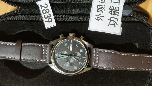 ★US Pre-Owned★Militado 39mm Chronoragph Pilot Watch ML04