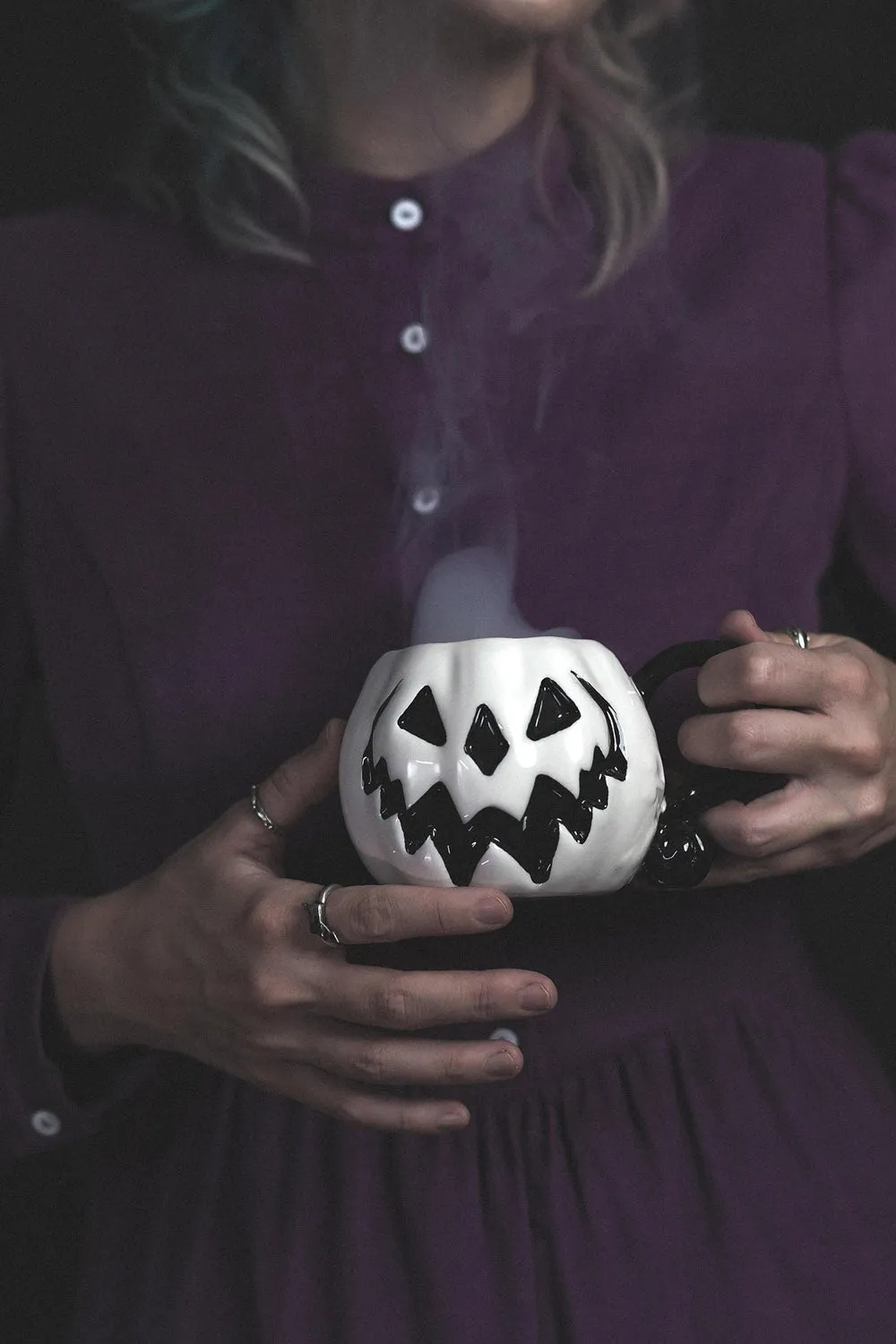 White Pumpkin Haunted Hallows Mug [WHITE]