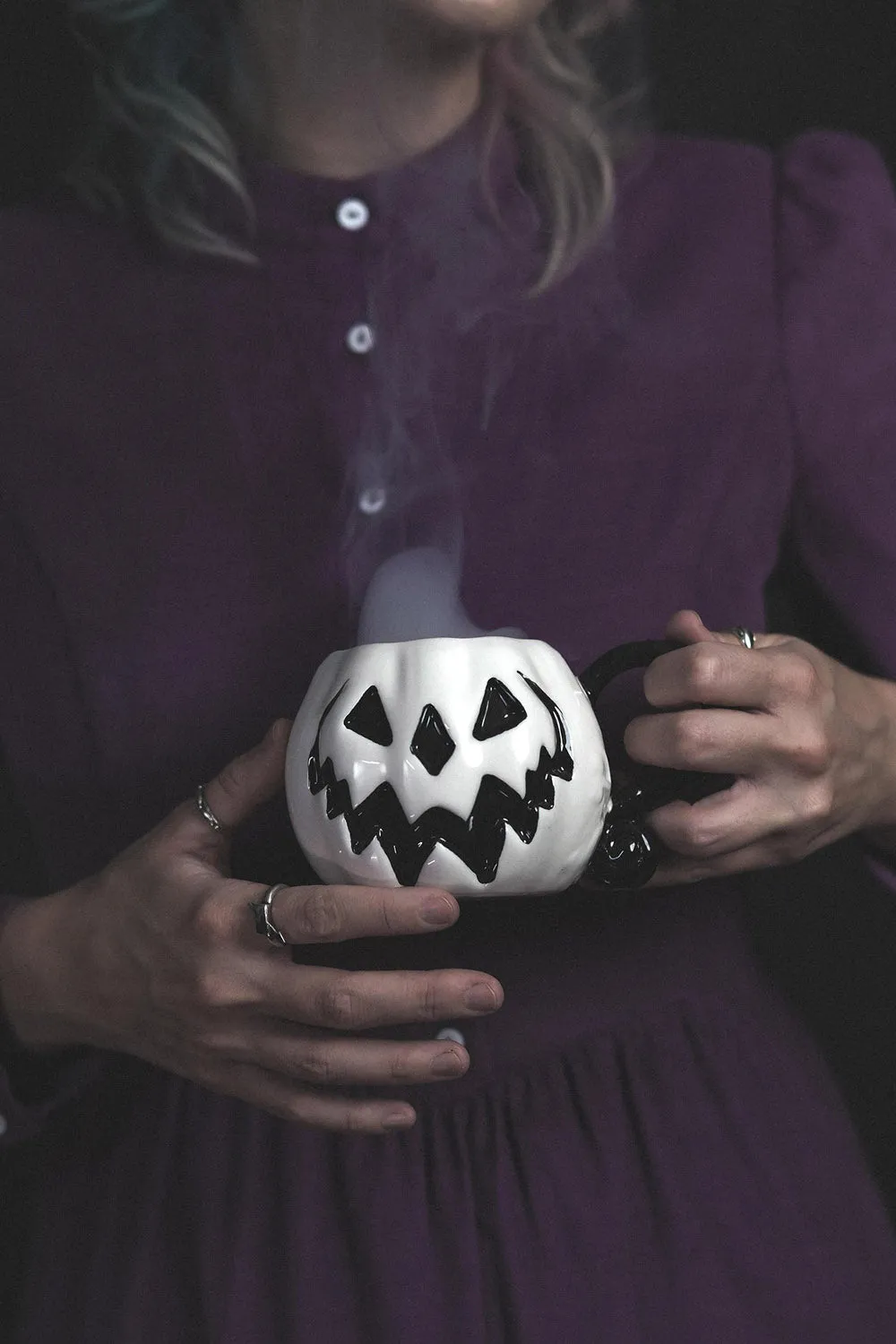 White Pumpkin Haunted Hallows Mug [WHITE]